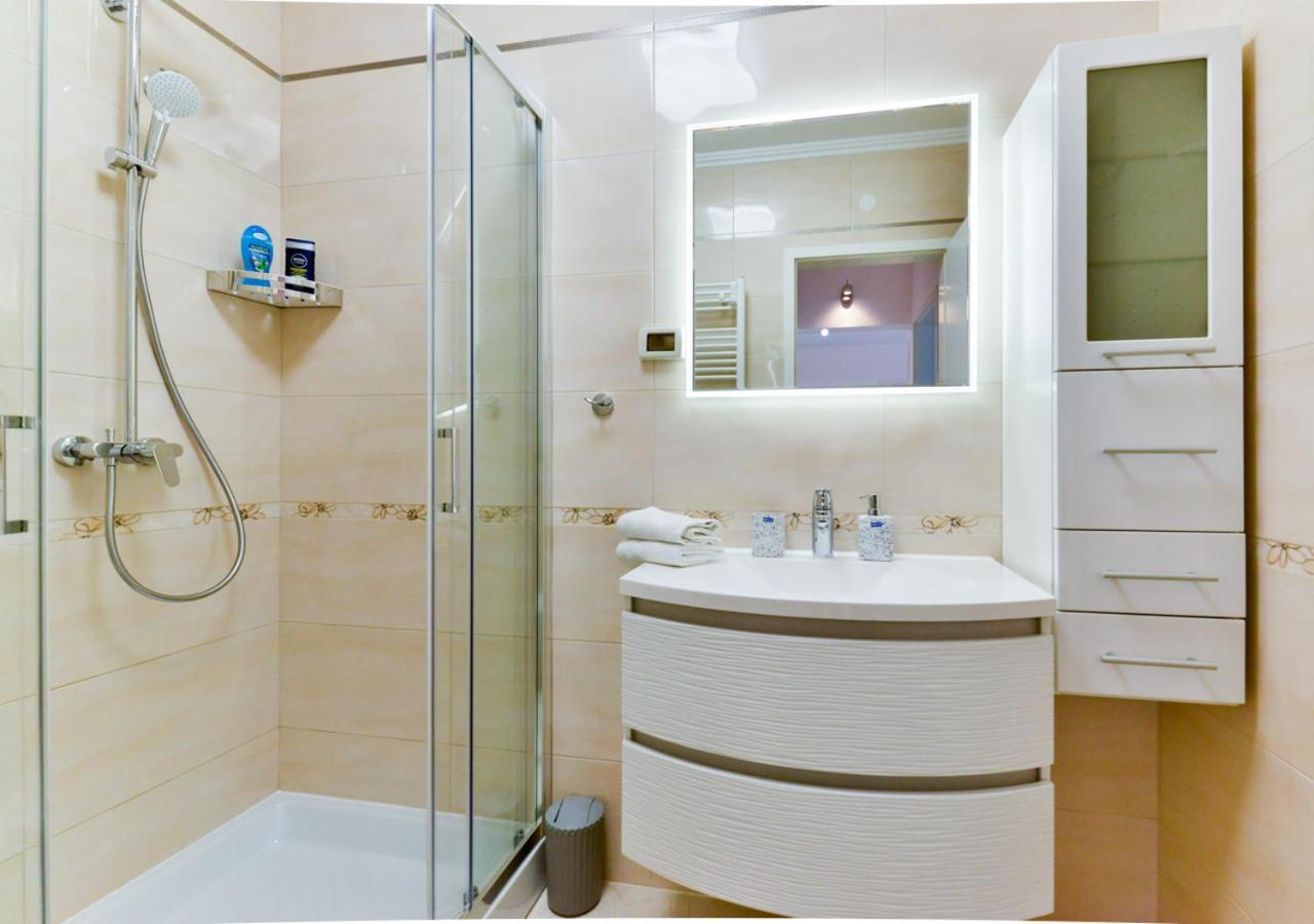 Apartments Leona Umag Extérieur photo