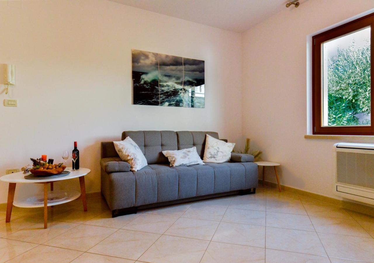 Apartments Leona Umag Extérieur photo